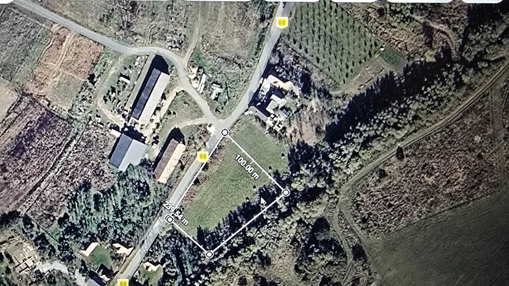 Teren intravilan 3.500 mp, deschidere ~60 m – Livada, Petreștii de Jos, Cluj