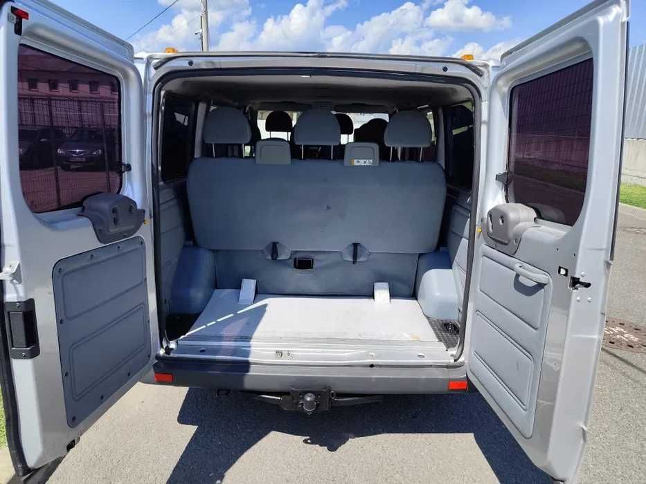 Ford TRANZIT /AN 2010/2.2 LITRI Diesel 90 CP/LOCURI 8+1