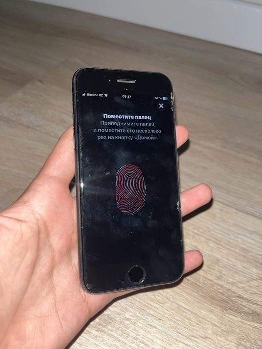 iPhone se айфон се