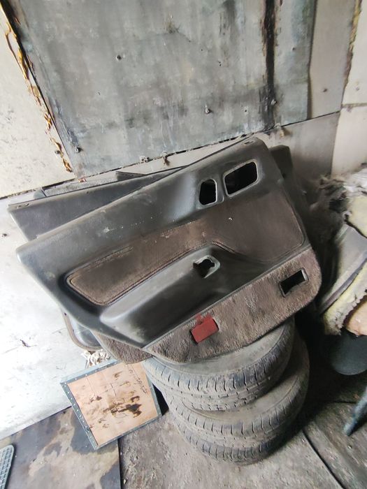 Дверные карты Мицубиси