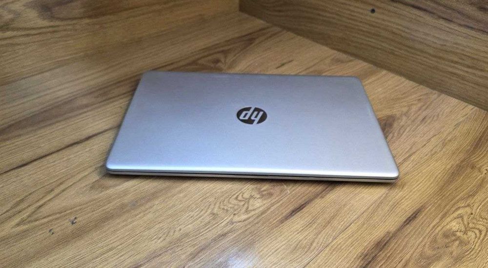 hp laptop i3 12 kafolati bor