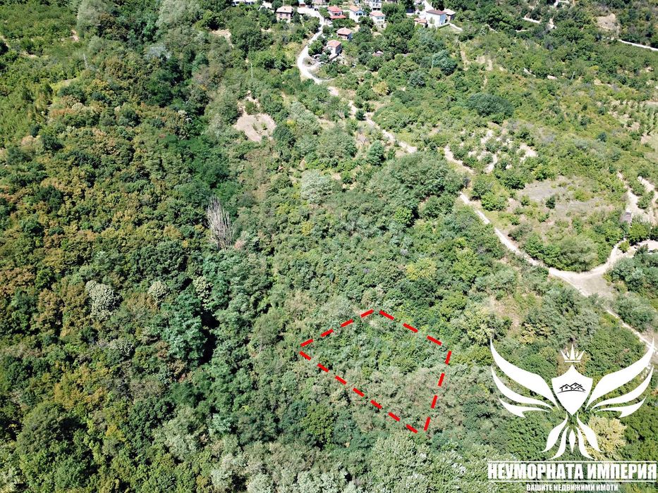 Продавам парцел/земя с площ от 1111кв.м. в село Руен общ.Куклен