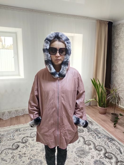 Продаётся куртка кожаная, цвет пудра