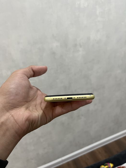 Продам iPhone 11 64 gb