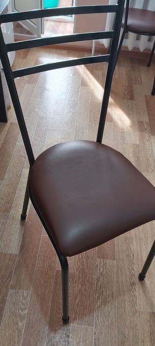 СРОЧНО Кухонный Стол деревенный