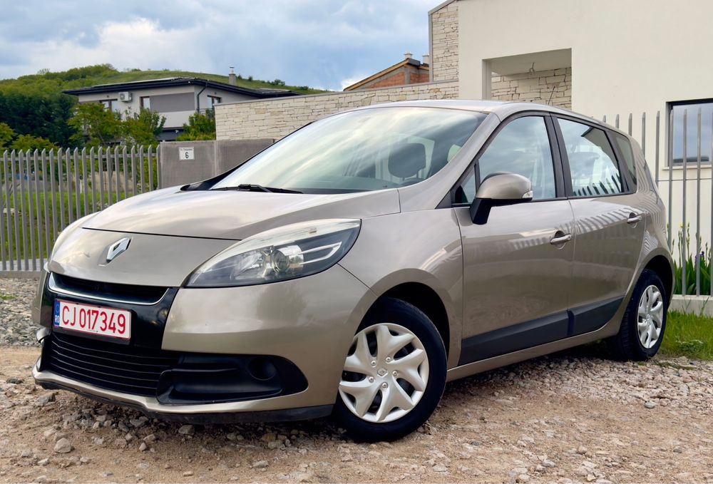 RENAULT Scenic 2013 — imagine 2