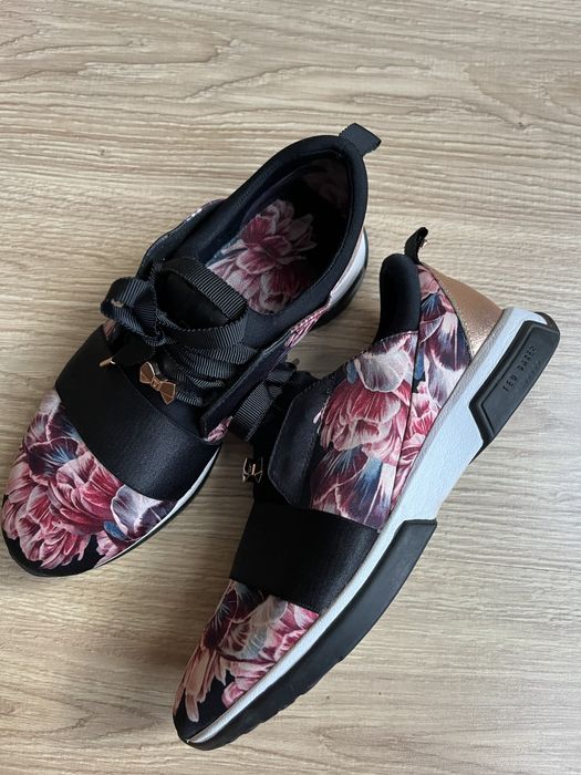 Маратонки- Ted Baker