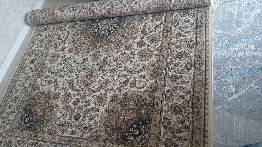 Продам ковер б/у