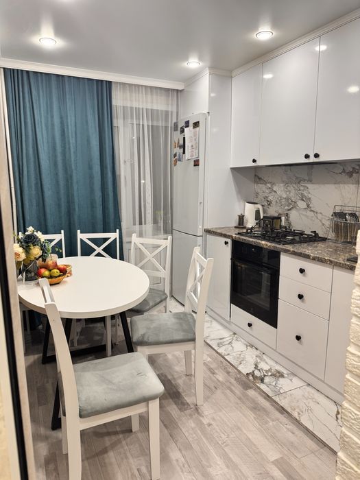 Продам 3 комнатную квартиру