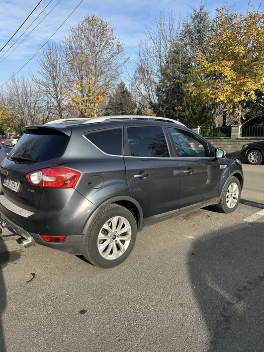 Se vinde Ford Kuga