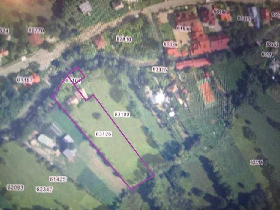 Slanic Moldova - teren intravilan 4050 mp , pret 27 euro/mp