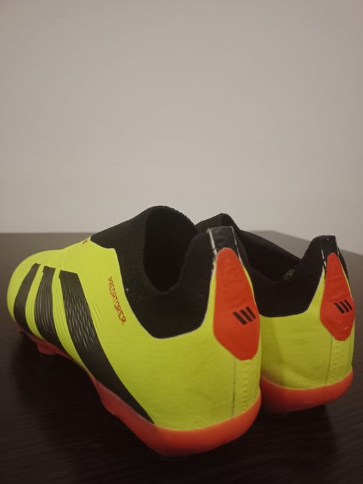 Новинки бутсы адидаса