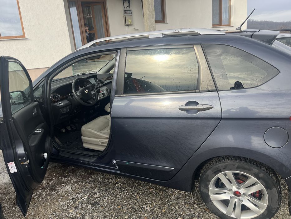 Honda Frv an 2008