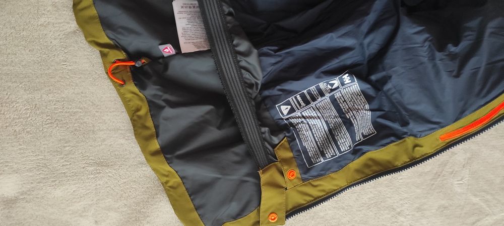 Оригинално детско зимно яке Helly Hansen