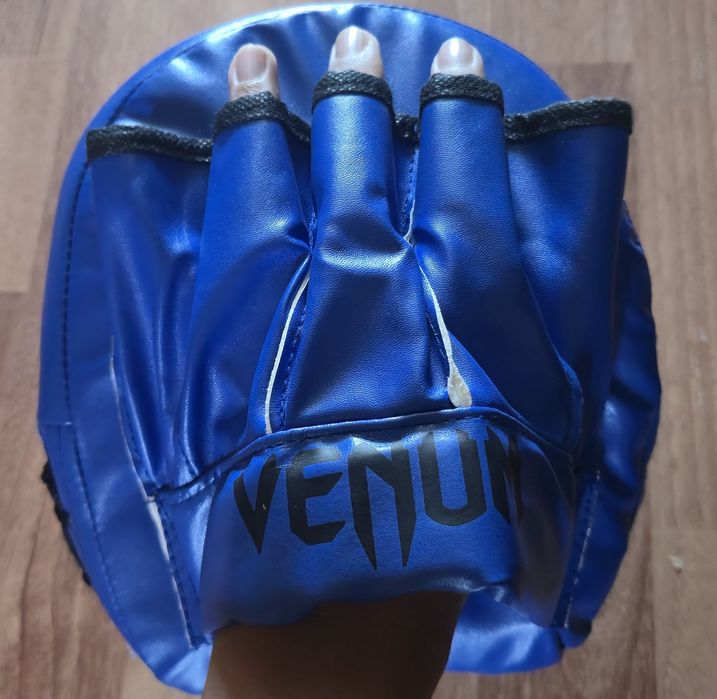 Набор для каратэ или борьбы