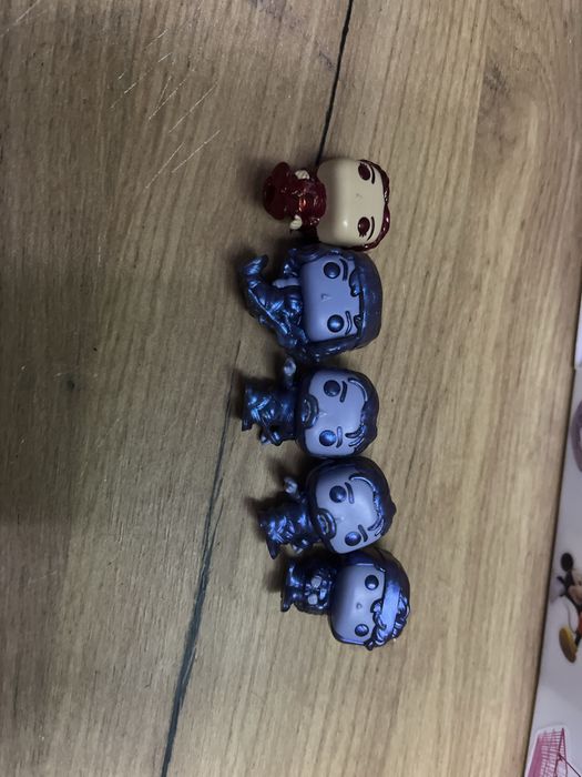 Продам фигурки осд