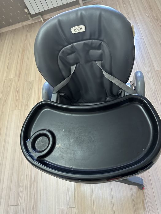 Детский стулчик для кормления