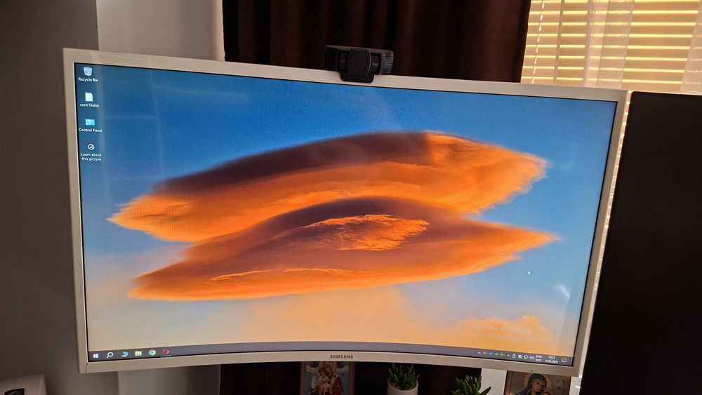 Monitor Samsung Curbat 32 inch