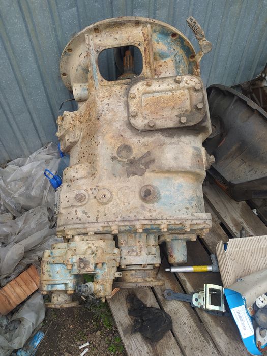 В продаже коробки передач (КПП)