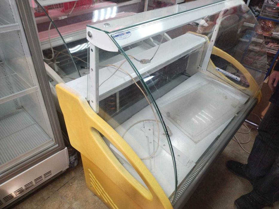 Витрины холодильник