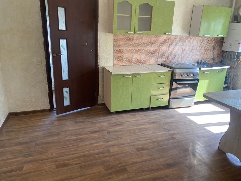 Үйдің жарты бөлігі  сатылады