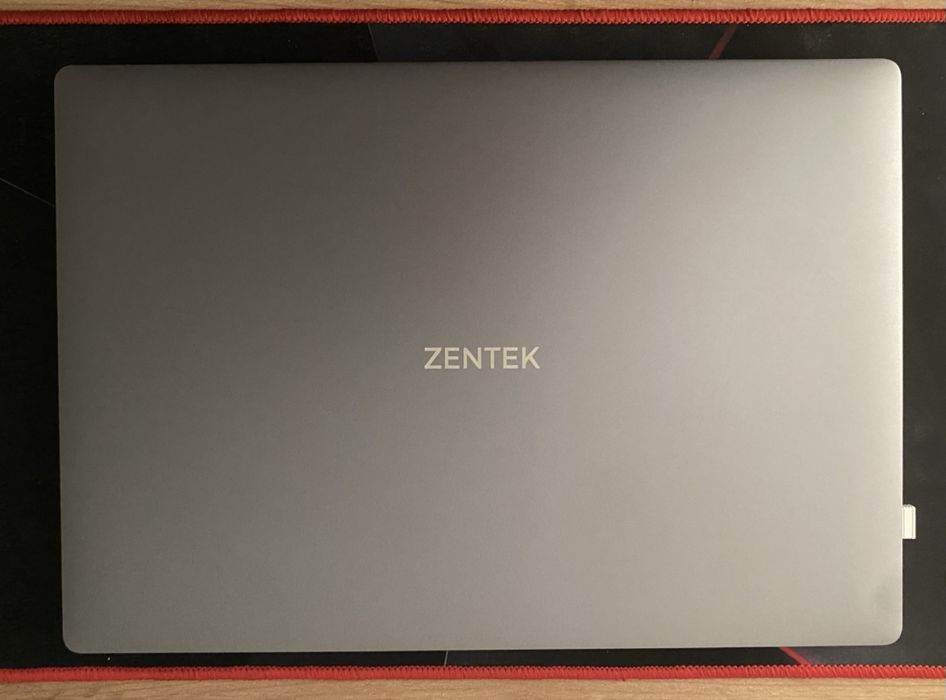 Продам б/у ноутбук