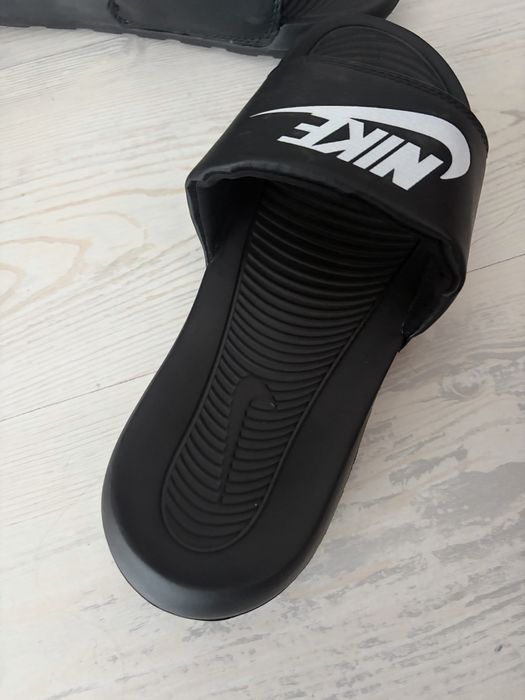 NIKE BENASSI JDI чехли нови 41 номер 26см