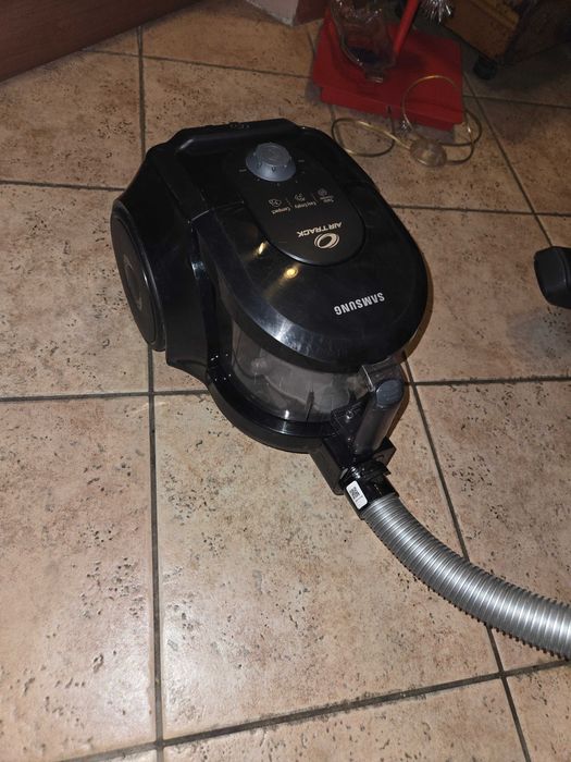 Прахосмукачка Samsung AIR Track
