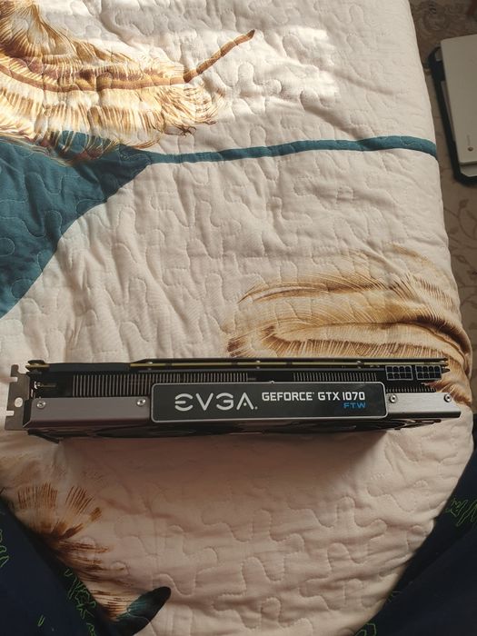 Placa video evga GeForce gtx 1070 8gb,în  stare foarte bună