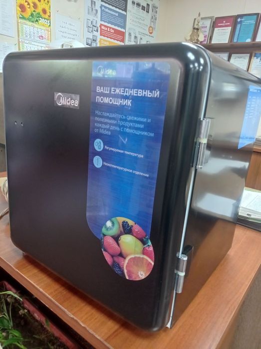Холодильник Midea retro мини