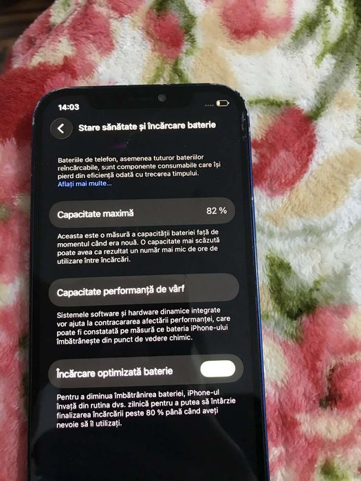 Vând urgent.   iPhone 12 128 GB baterie 82