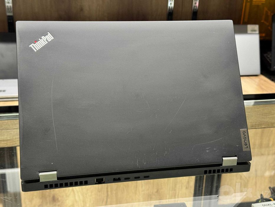 LENOVO ThinkPad P15 Gen 2 i7-11850H 4K OLED tuch RTX A2000 4 Gb 16\256