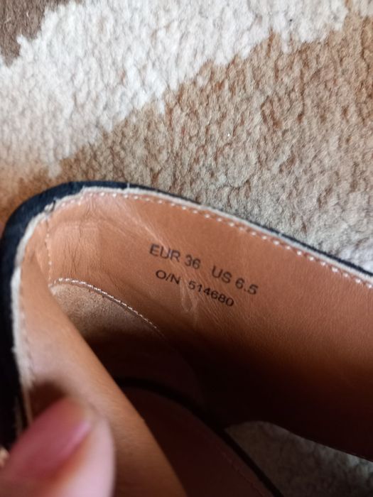 Дамски сандали номер 39 и боти 36 номер