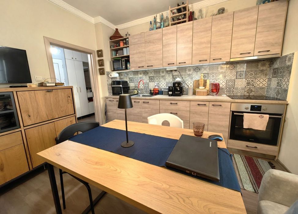 Продава се Четиристаен апартамент в Пловдив, Тракия - 86 кв.м за 1687 €/кв.м - Снимка #2