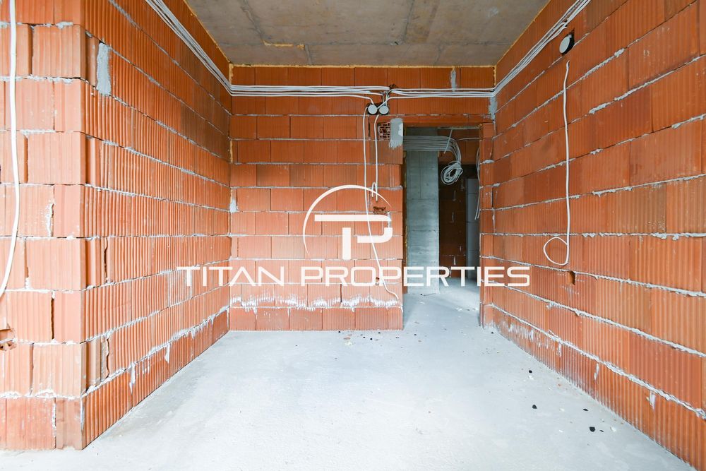 Продава се Тристаен апартамент в София, Малинова долина - 129 кв.м за 1783 €/кв.м - Снимка #2