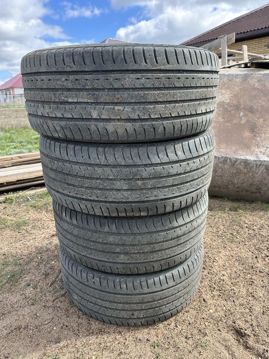 Продается Шины на а/м Тойоту Камри