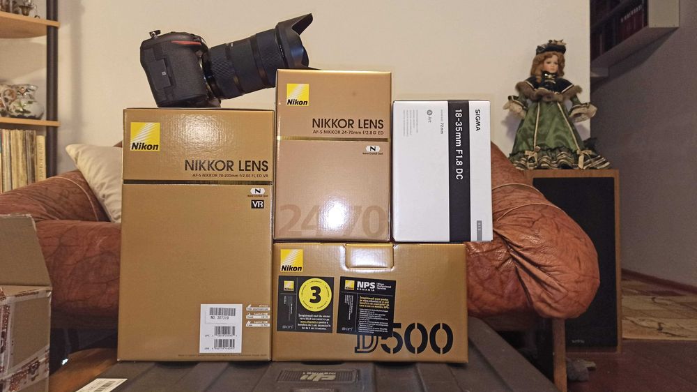Nikon 24-70mm 2.8G ED AF-S  și 70-200 VR ca nou