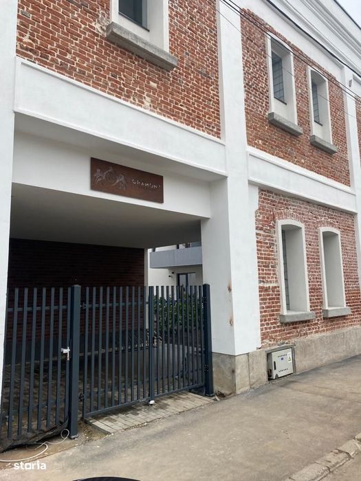 Apartament 3 camere Lux cu terasa langa parcul Carol