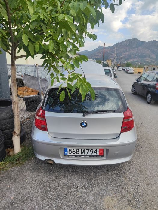Продавам BMW 118d