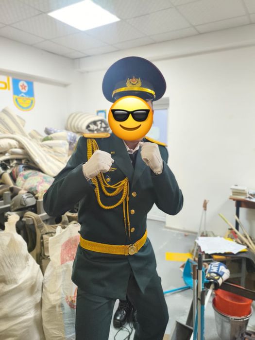 Военный парадный форма