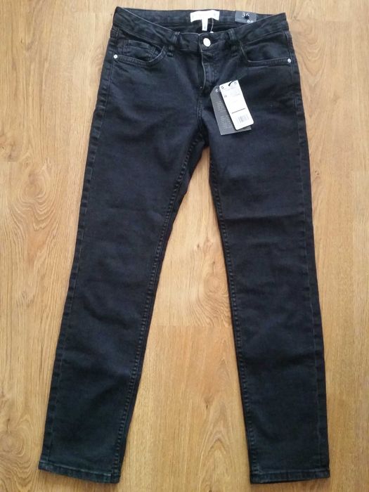 Нови дънки Mango