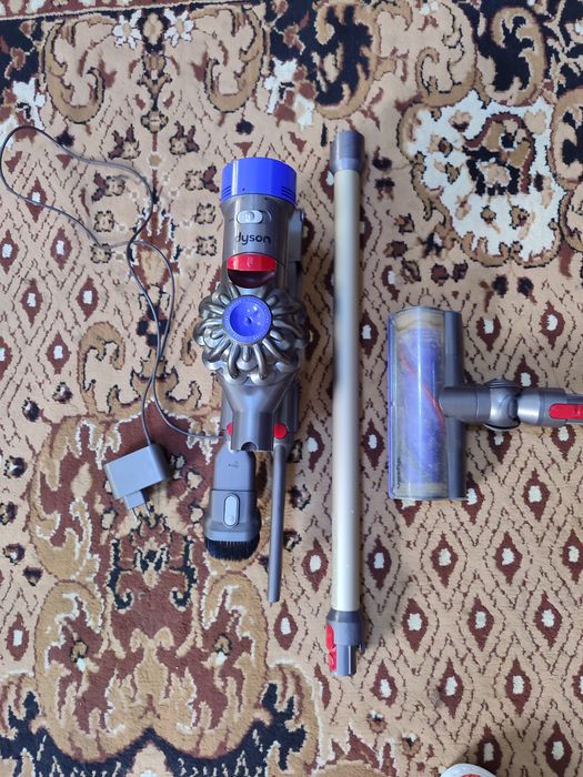 Dyson v8 беспроводной пылесос