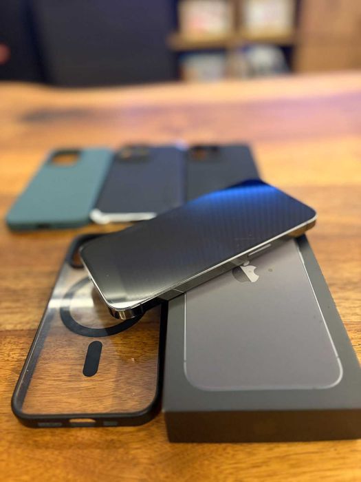 Iphone 13 pro - Перфектен, 100% батерия - оригинална