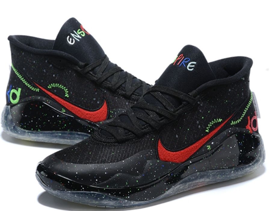 Продам кроссовки баскетбольные Nike