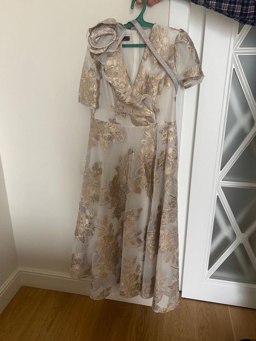 Платье вечерние