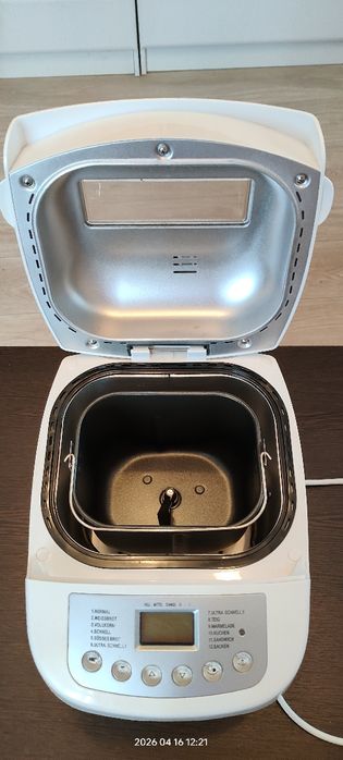 Хлебопечка. Состояние новой.