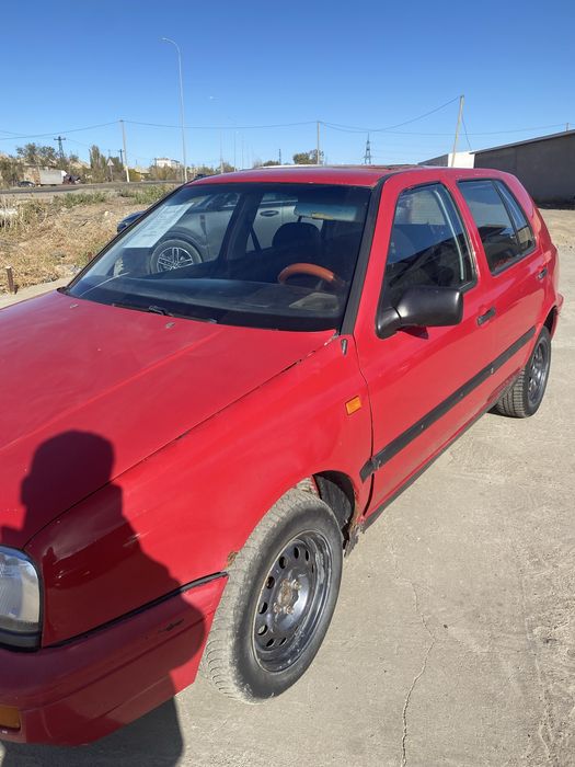 Продам гольф 3 1992г автомат 1.8