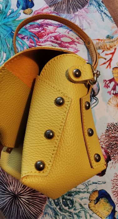 Дамска чанта, Elizabeth George