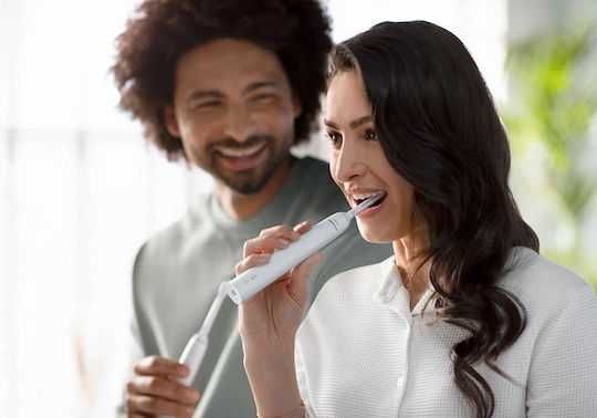 Philips Sonicare 3100 Електрическа Четка за Зъби с Таймер 2 броя Бели