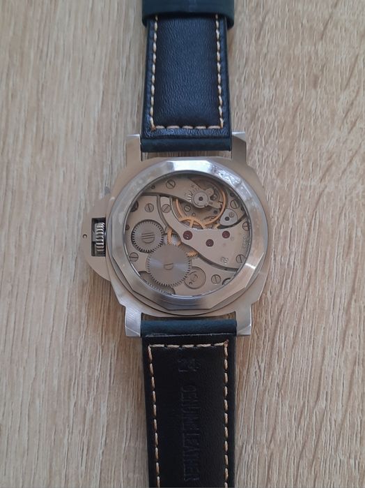 Молния-марьяж в корпусе Panerai